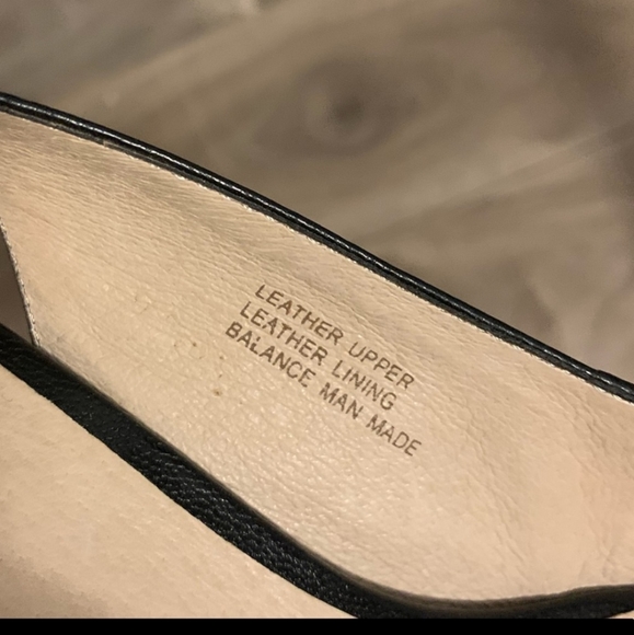 Le Chateau Sling Back Peep Toe Pumps Size 8.5M - Picture 5 of 6